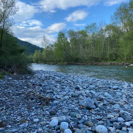 Le Monrepos Avec Bain Nordique * Bielle