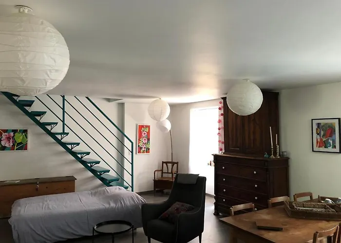 Le Monrepos Avec Bain Nordique * Bielle