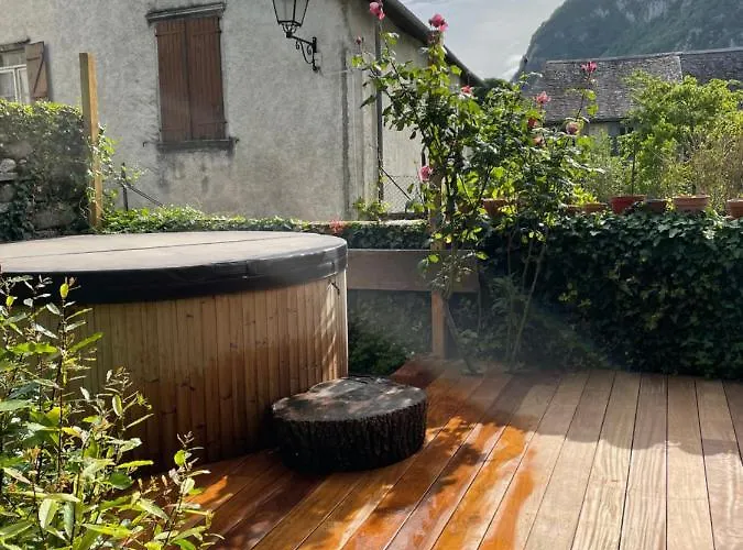 Le Monrepos Avec Bain Nordique * Bielle