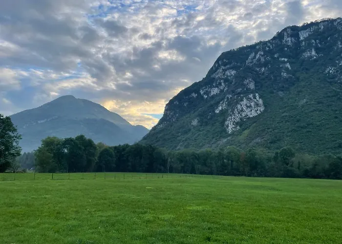 Le Monrepos Avec Bain Nordique Apartamento Bielle